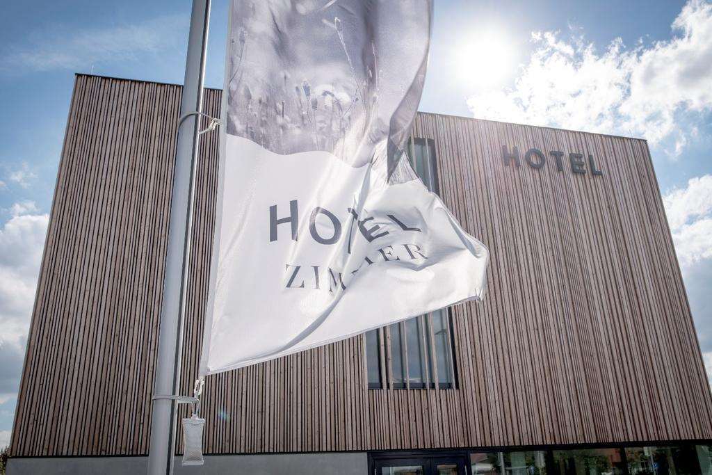 Bader Hotel Vaterstetten Ngoại thất bức ảnh